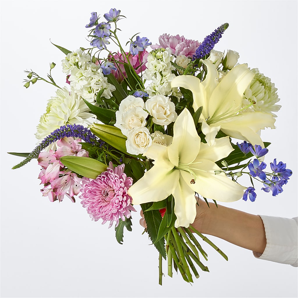 Winter Celebration Bouquet – FLOWERS & GIFTS AT ROTH'S, Salem OR