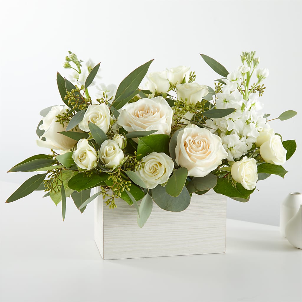 Fresh Linen Box Bouquet – FLOWERS & GIFTS AT ROTH'S, Salem OR