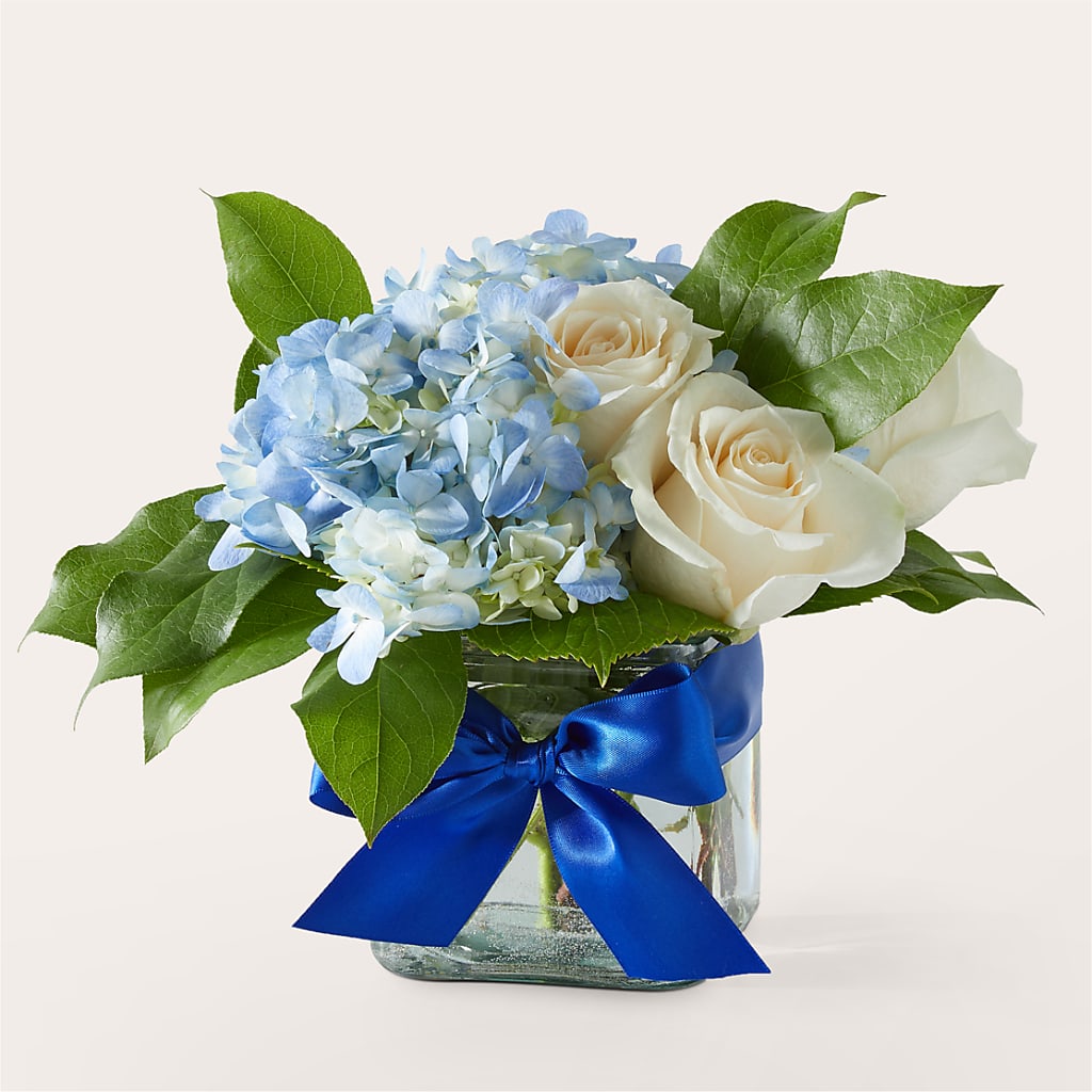 Sky Blue Delight Bouquet – FLOWERS & GIFTS AT ROTH'S, Salem OR