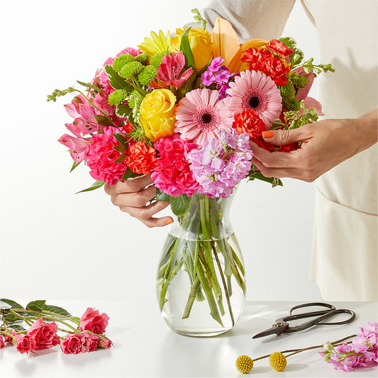 Cue the Confetti - A Florist Original – FLOWERS & GIFTS AT ROTH'S, Salem OR