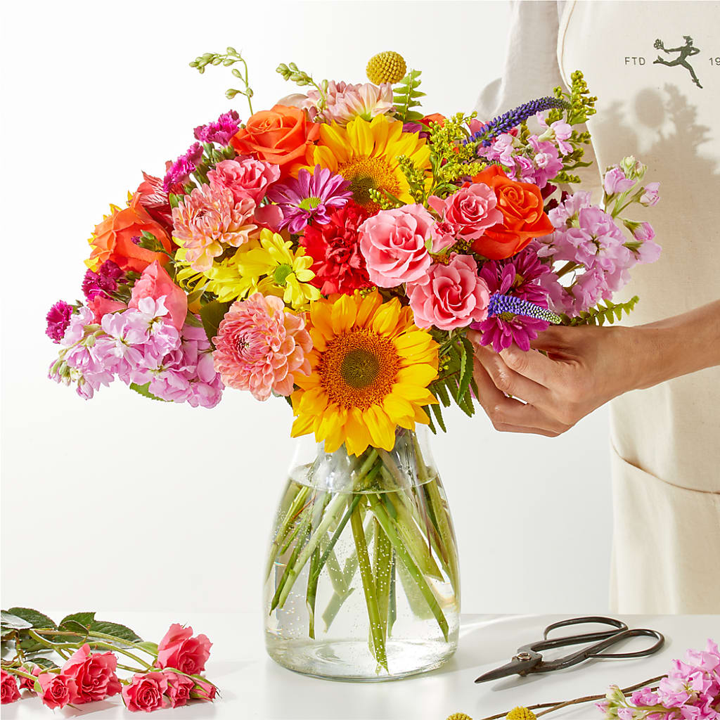 Cue the Confetti - A Florist Original – FLOWERS & GIFTS AT ROTH'S, Salem OR