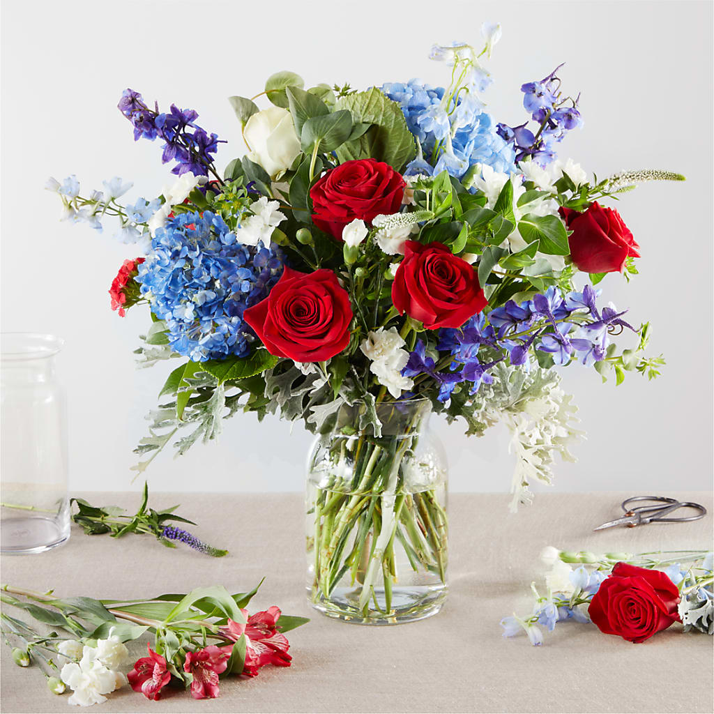 Star Spangled - A Florist Original – FLOWERS & GIFTS AT ROTH'S, Salem OR