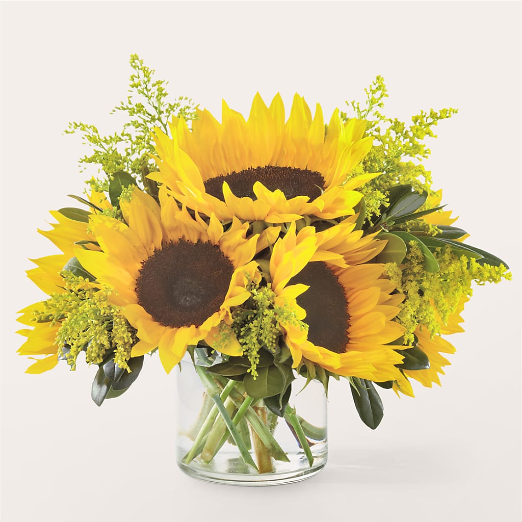 Beaming Sunflower Bouquet – FLOWERS & GIFTS AT ROTH'S, Salem OR