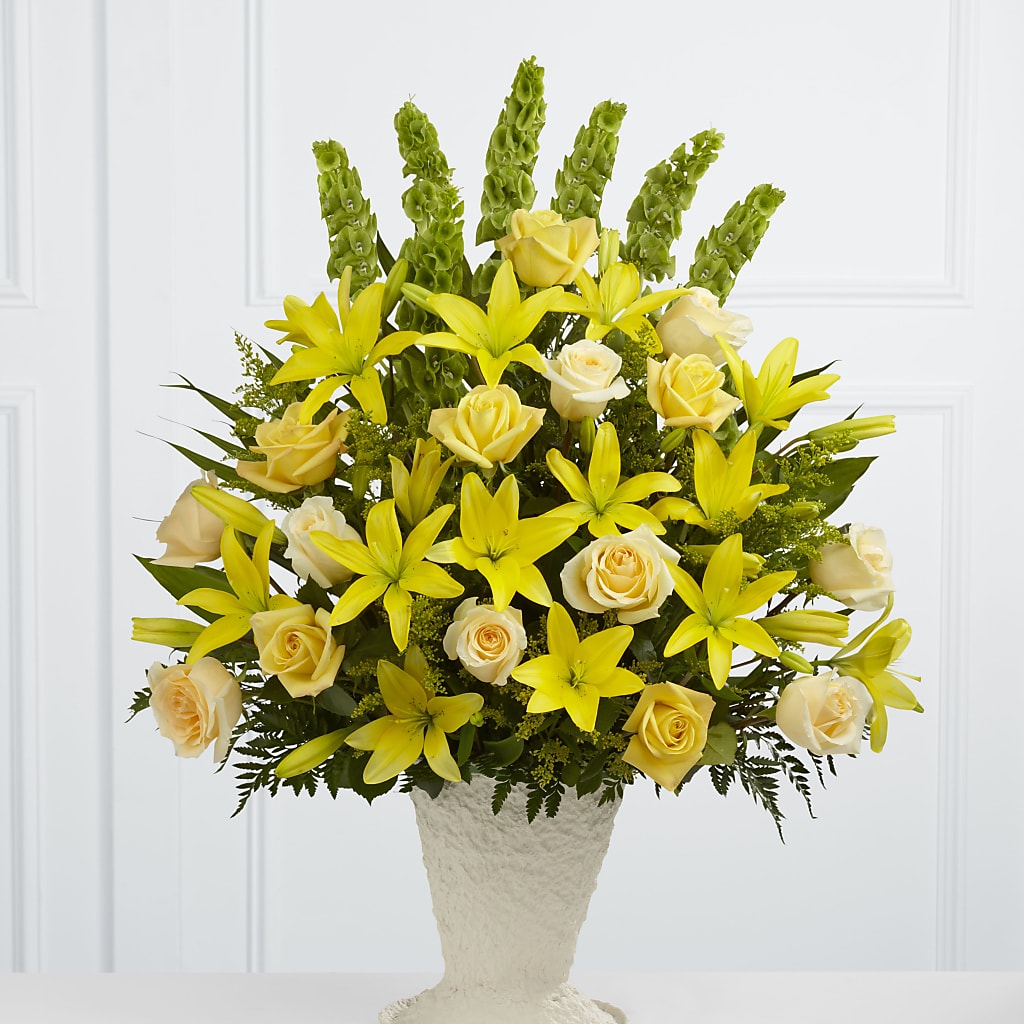 Golden Memories Arrangement – FLOWERS & GIFTS AT ROTH'S, Salem OR