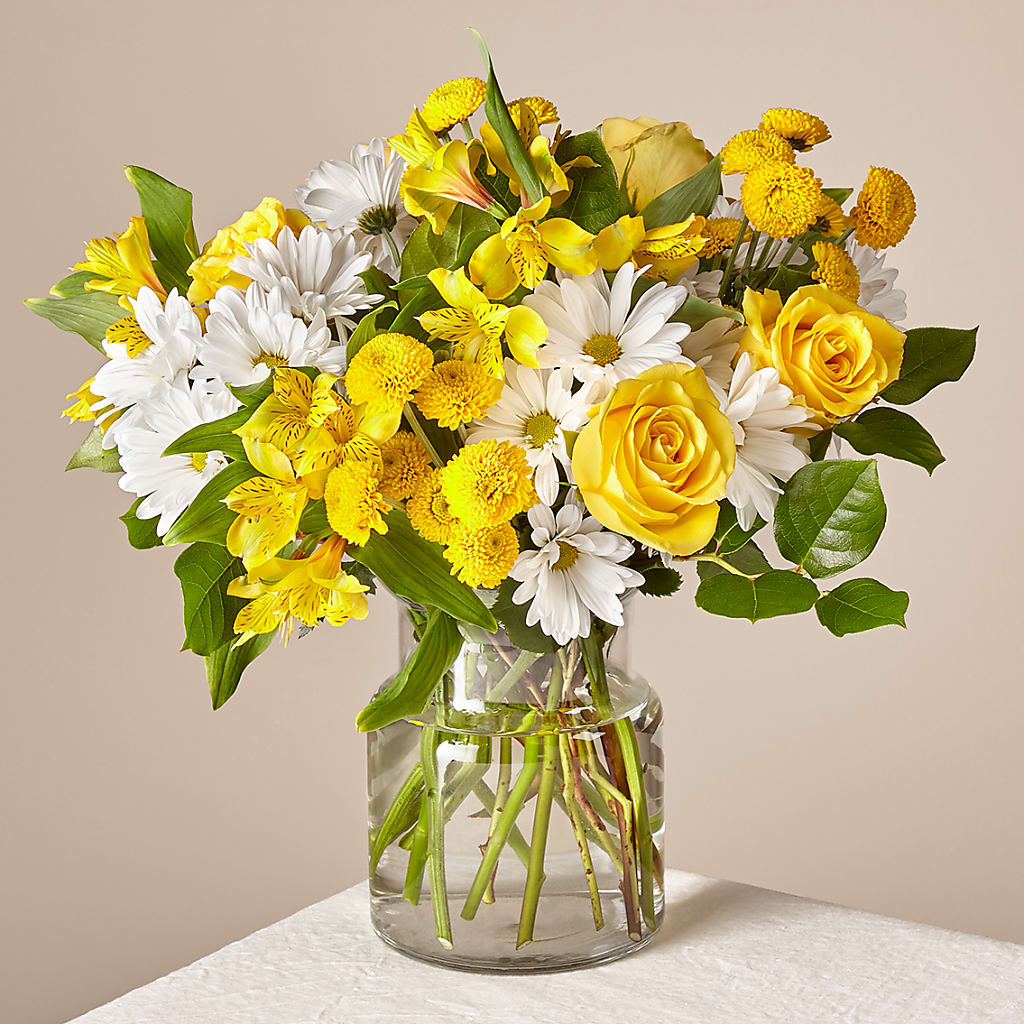 Sunny Sentiments Bouquet – FLOWERS & GIFTS AT ROTH'S, Salem OR