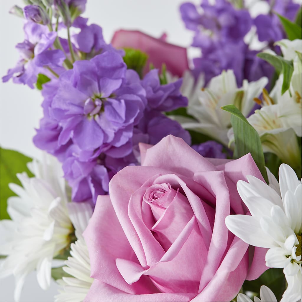 Garden of Peace Bouquet – FLOWERS & GIFTS AT ROTH'S, Salem OR