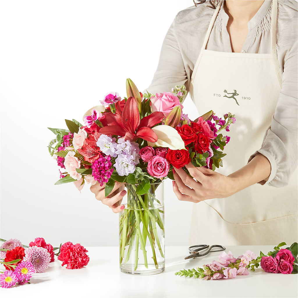 Swooning Over You - A Luxury Florist Original – FLOWERS & GIFTS AT ROTH'S, Salem OR