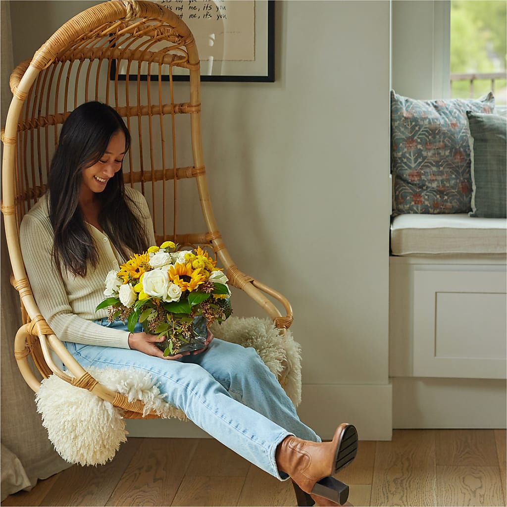 Luminous Morning Bouquet – FLOWERS & GIFTS AT ROTH'S, Salem OR