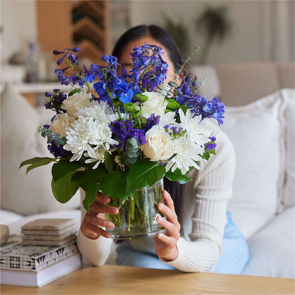 Cerulean Waves Bouquet – FLOWERS & GIFTS AT ROTH'S, Salem OR