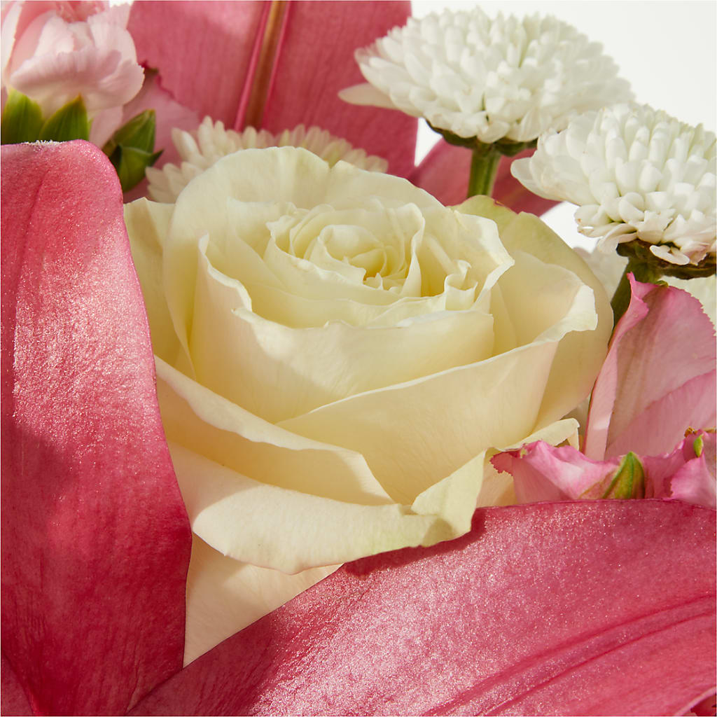 Piece of Cake Bouquet – FLOWERS & GIFTS AT ROTH'S, Salem OR