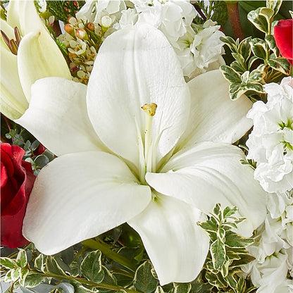Twinkle Lights Bouquet – FLOWERS & GIFTS AT ROTH'S, Salem OR