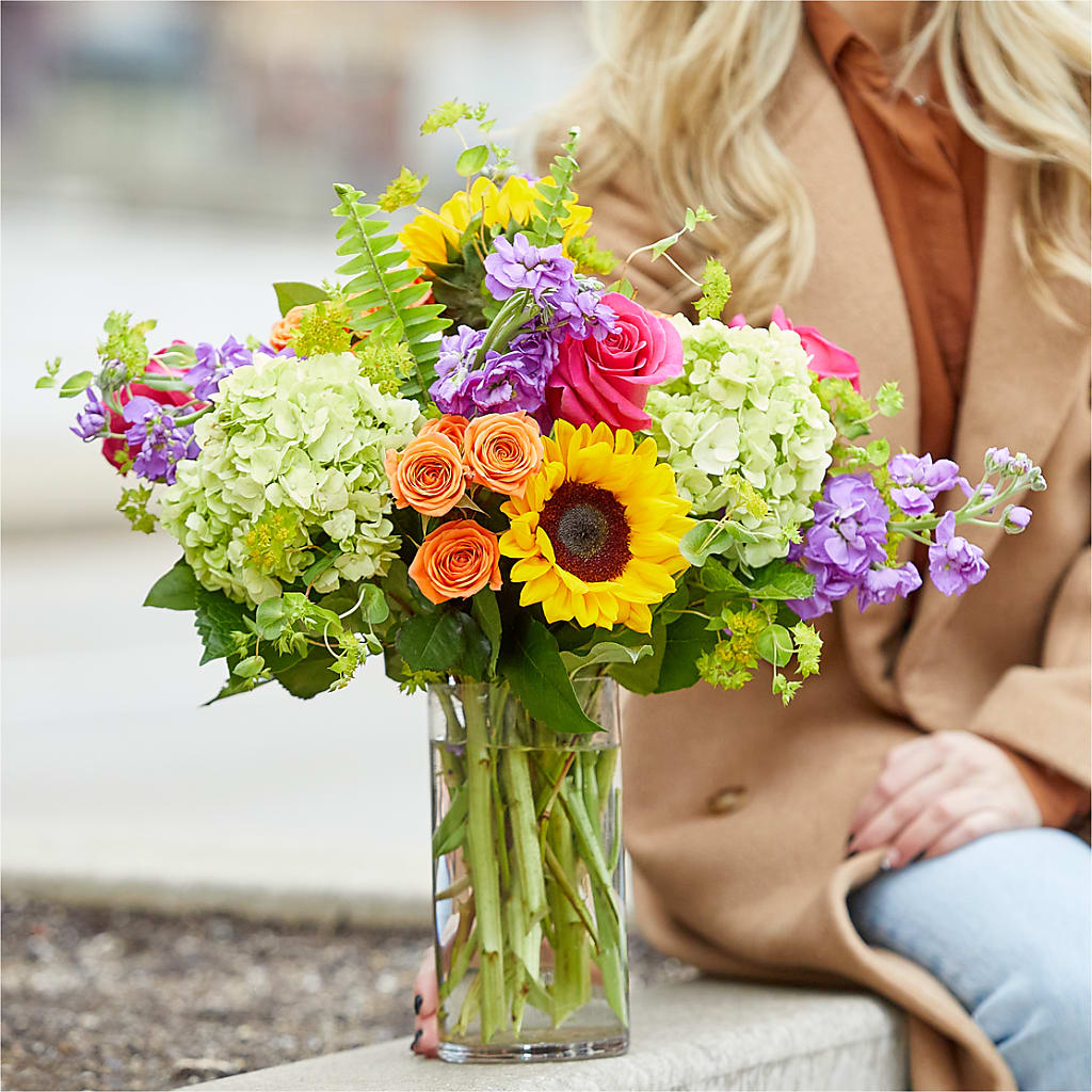Vibrant Greetings Bouquet – FLOWERS & GIFTS AT ROTH'S, Salem OR