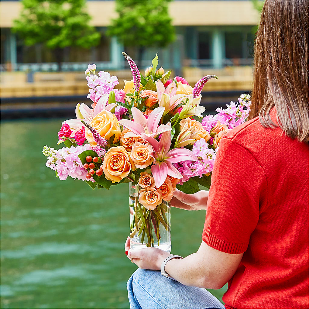 Bisous Bouquet – FLOWERS & GIFTS AT ROTH'S, Salem OR